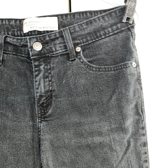 Levi's Women's Signature (6s) Misses Black MidRise BootCut - Picture 11 of 15